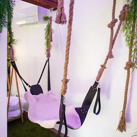 L'evasion Loveroom *