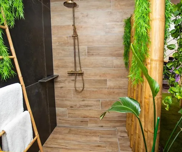 L'evasion Loveroom Love hotel *